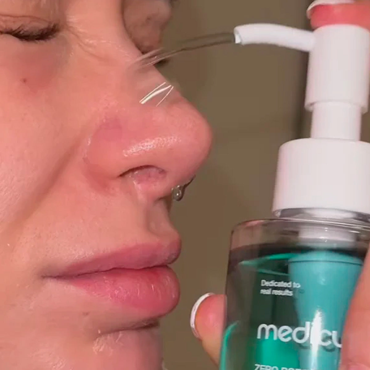 MEDICUBE Zero Pore Blackhead Deep Cleansing Oil 205ml